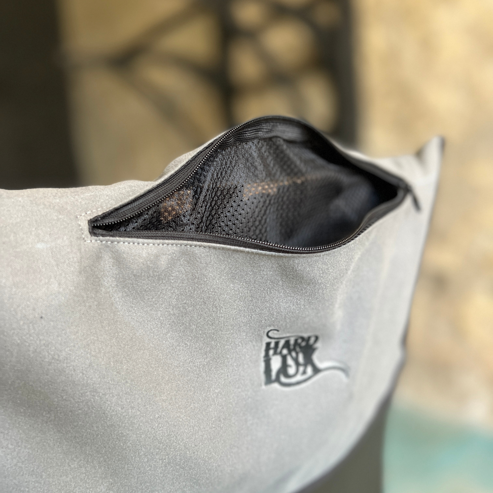 Towel With Integrated Zipper Pocket & Built-in Magnetic Loop 40*110cm